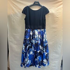 Theia cap sleeve floral taffeta tea length midi dress size 16 Never worn